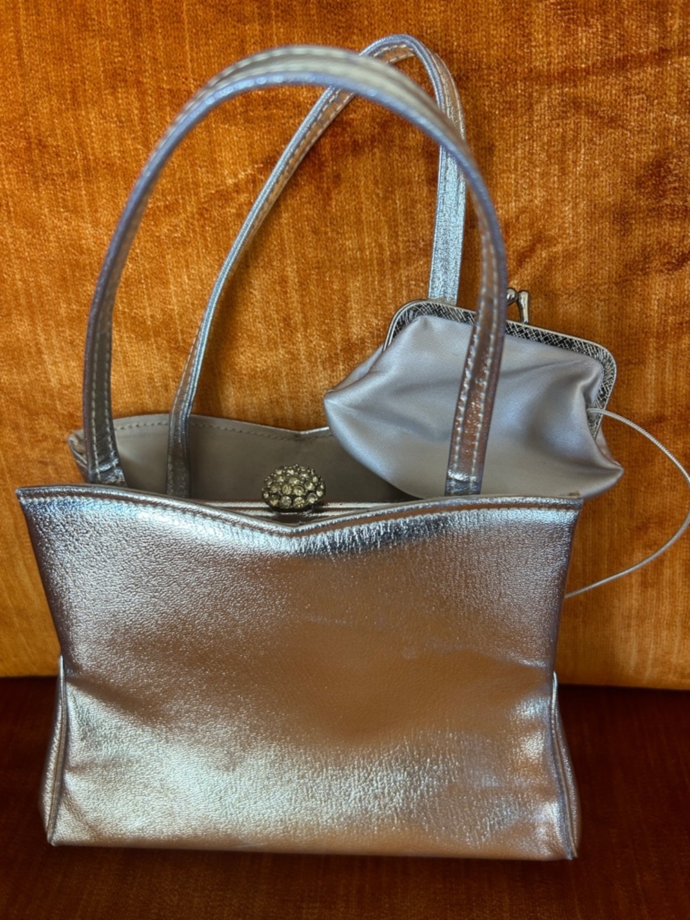 Vintage 60s HL USA Silver Evening Handbag with faux diamond clasp & coin purse.
